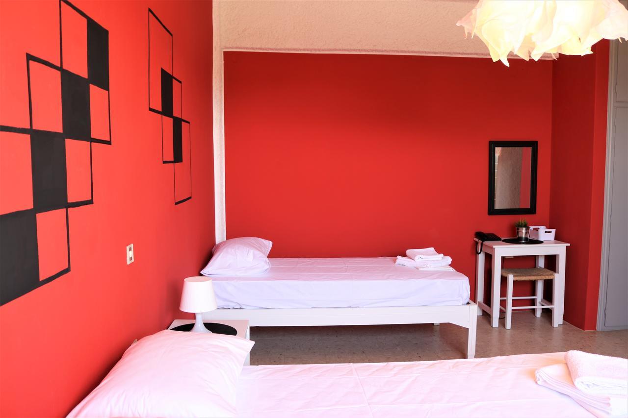 The Bongos - Socially Conscious Rooms, Part Of The Room Rate Goes To Charity Платаньяс Экстерьер фото