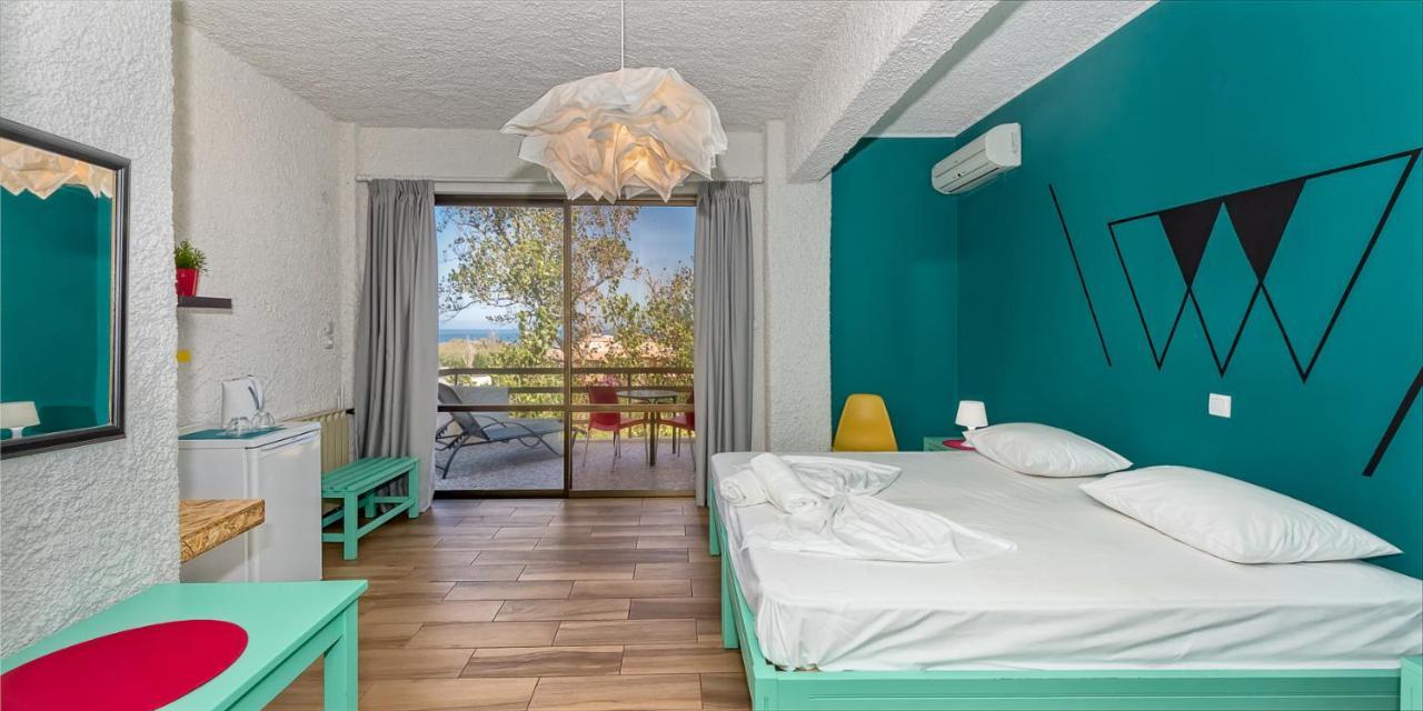 The Bongos - Socially Conscious Rooms, Part Of The Room Rate Goes To Charity Платаньяс Экстерьер фото